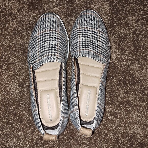 Adam Tucker By Me Too Farren Slip-On Sneaker - Picture 5 of 9